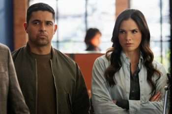 NCIS Sparks New Questions About Nick & Jess After Icy Close Call